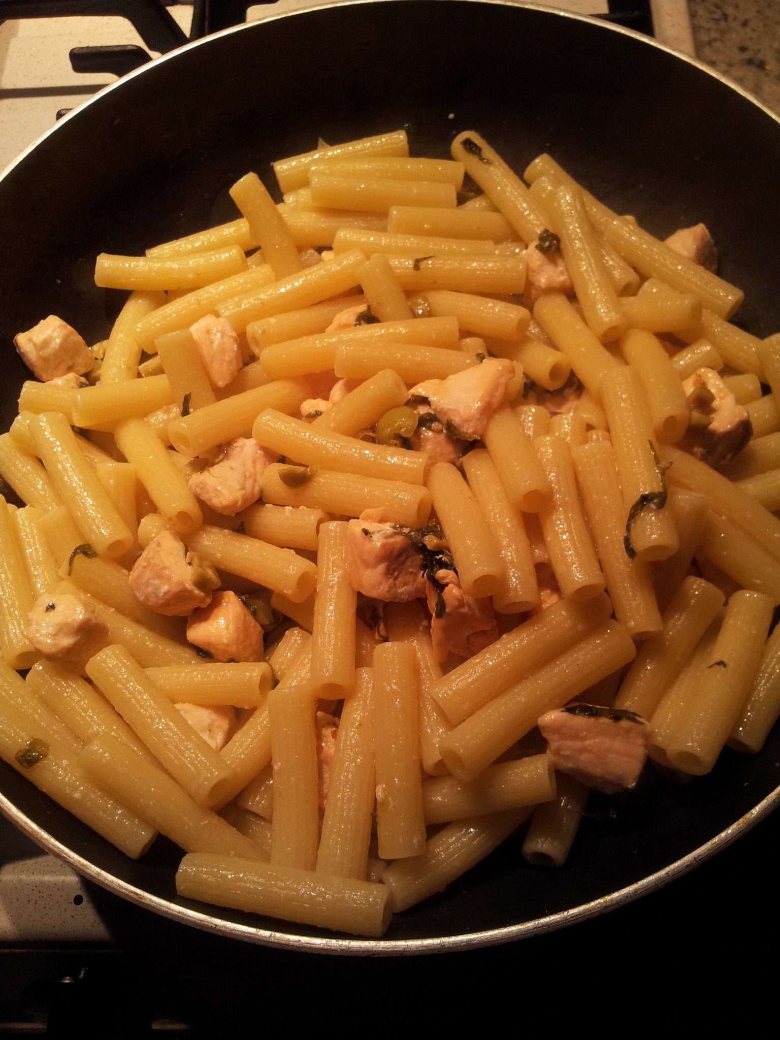 puttanesca con salmone puttanesca con salmone