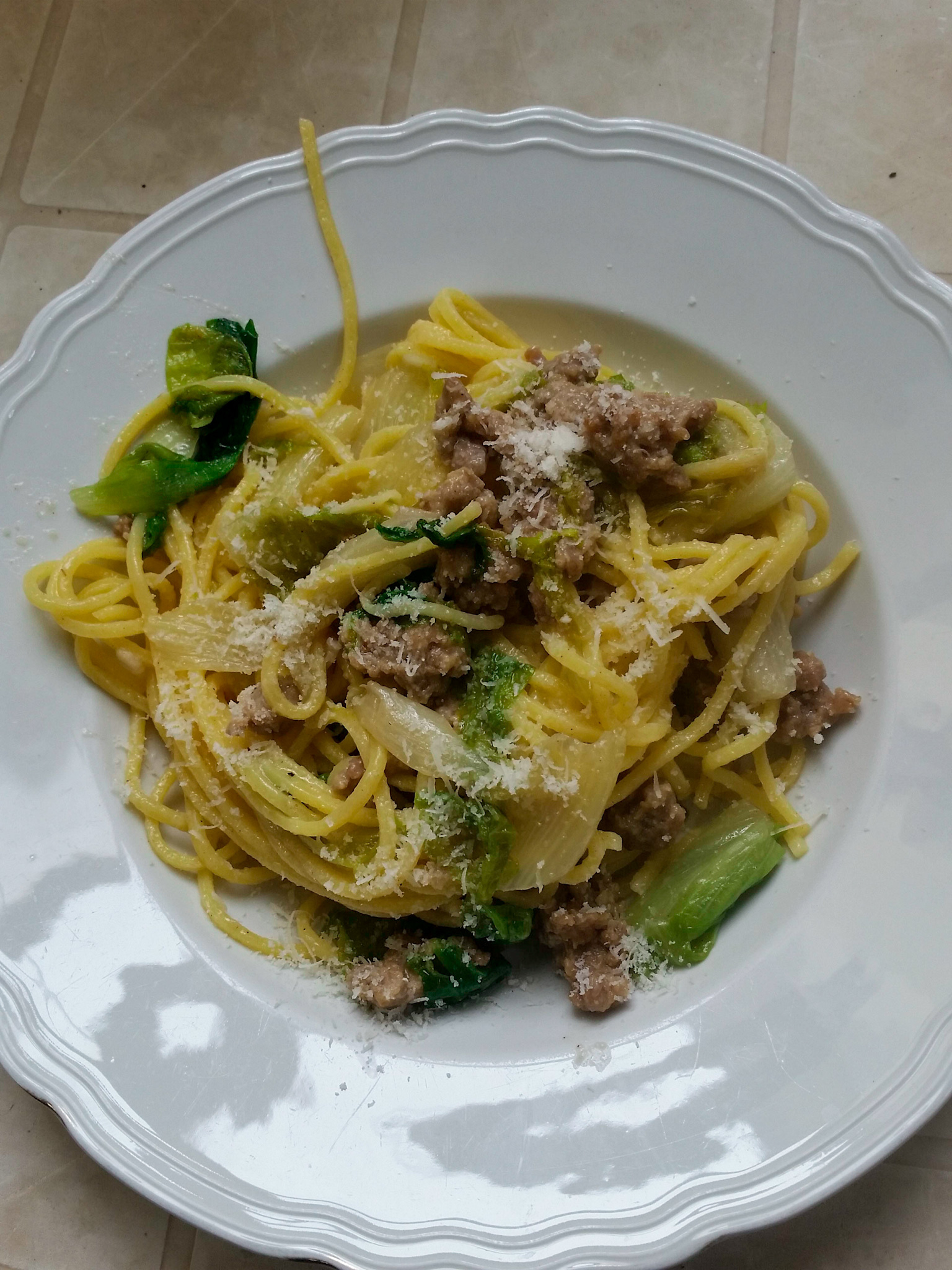 spaghetti scarola salsiccia spaghetti scarola salsiccia